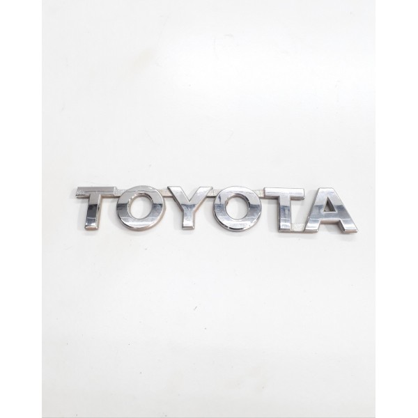 Emblema Toyota Hilux 2011