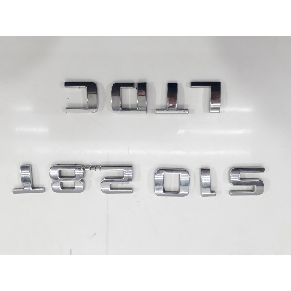 Letreiro Logo Tipo Tampa Traseira Chevrolet S10 2015