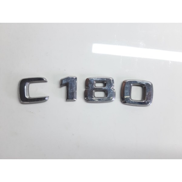 Emblema Mercedes C180