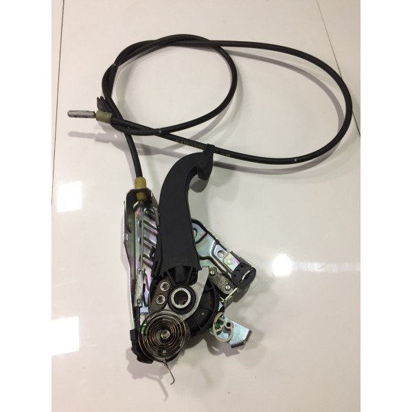 Pedal Freio De Mão Mercedes C200 Kompressor A2044200085