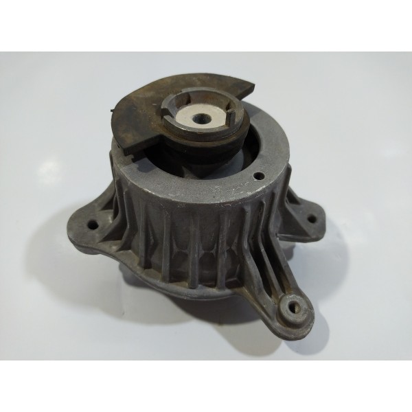 Coxim Motor Direito Mercedes Benz C180 2016 A2052400300