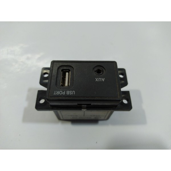 Entrada Usb Aux Ssangyong Kyron 2010 2011 8920009100