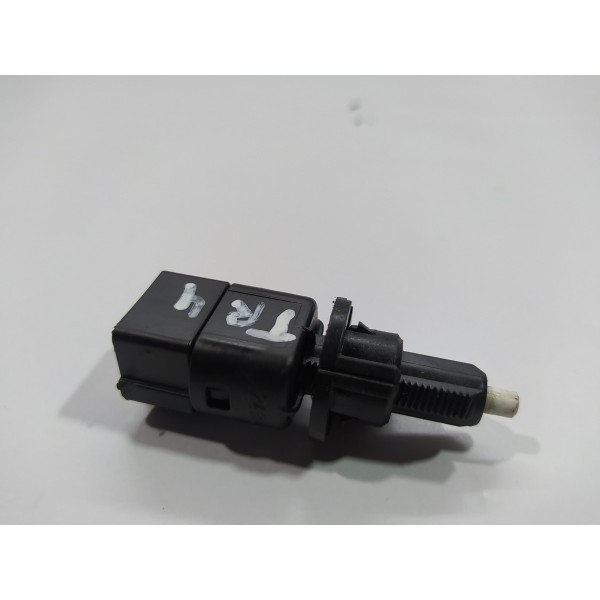 Sensor Interruptor Pedal Freio Mitsubishi Pajero Tr4 2014